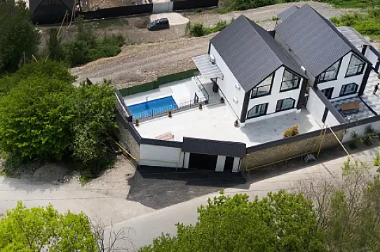 Kirayə verilir 5 otaqlı həyət evi 180 m² — Quba 5 otaq 180.00 m²
