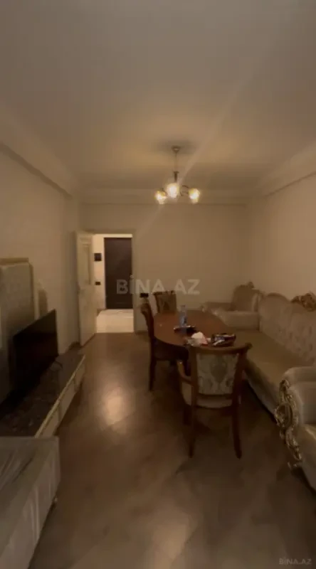 Kirayə verilir 2 otaqlı mənzil 45 m²