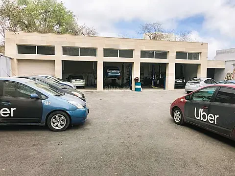 Kirayə verilir obyekt 700 m² — Bakı 700.00 m²
