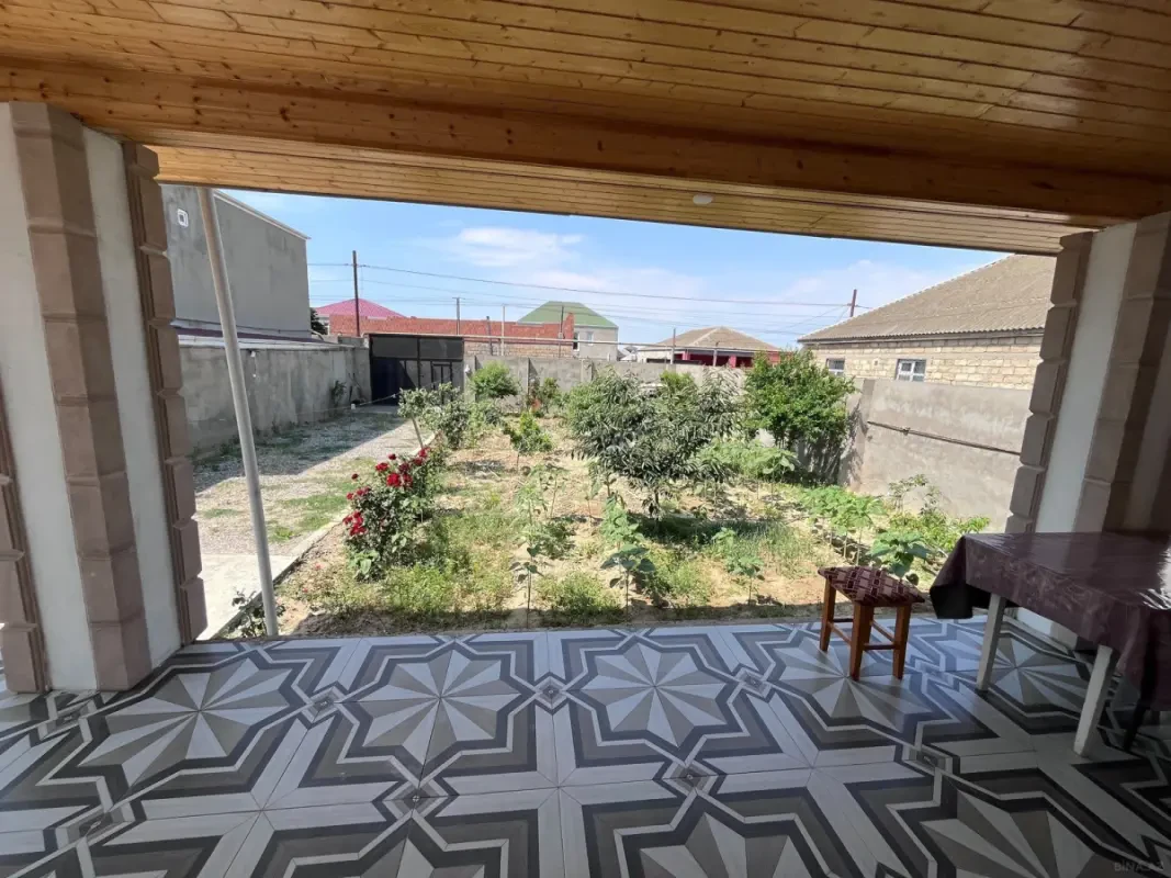 Satılır 4 otaqlı həyət evi 120 m²
