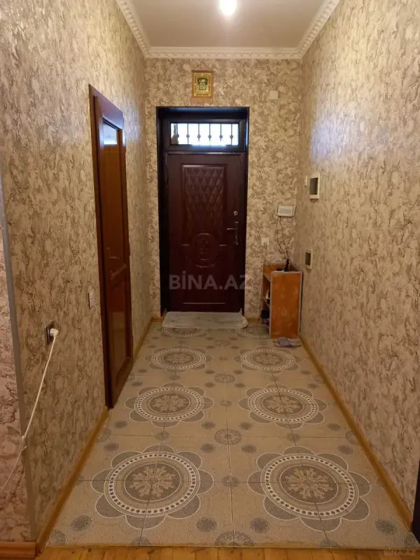 Satılır 3 otaqlı həyət evi 200 m²