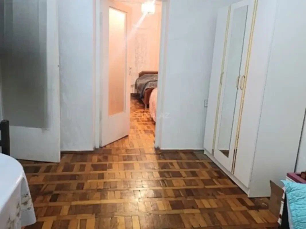 Kirayə verilir 2 otaqlı mənzil 70 m²