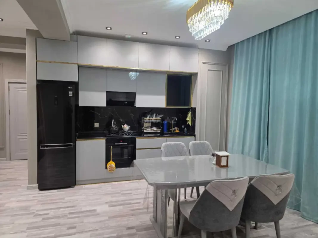 Kirayə verilir 3 otaqlı mənzil 100 m²