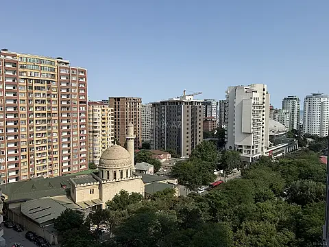 Satılır 4 otaqlı mənzil 170 m² — Bakı, Nizami 4 otaq 170.00 m²