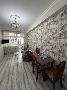 Kirayə verilir 2 otaqlı mənzil 55 m² — Bakı, Memar Əcəmi yanı 2 otaq 55.00 m²