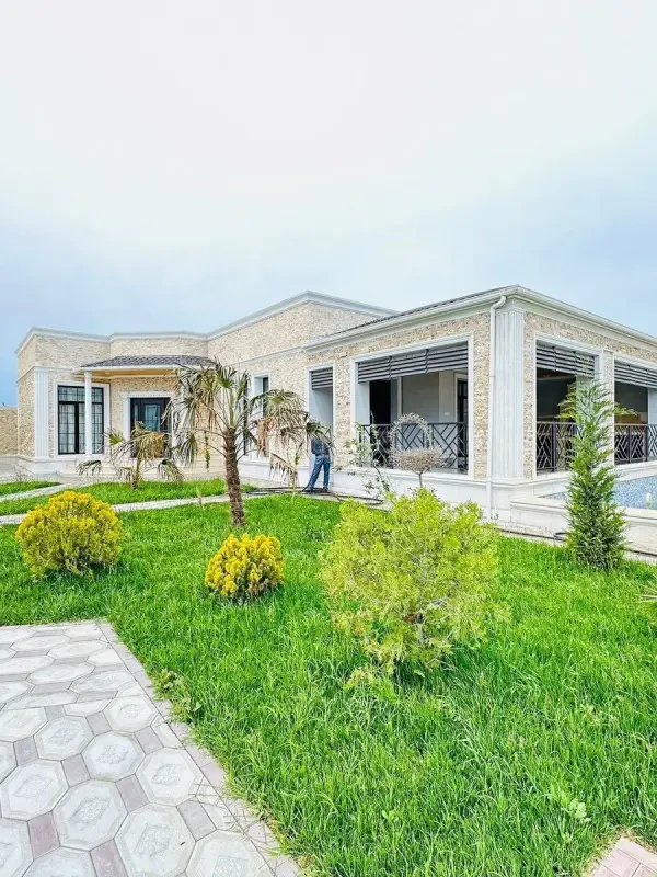 Kirayə verilir 5 otaqlı həyət evi 200 m²