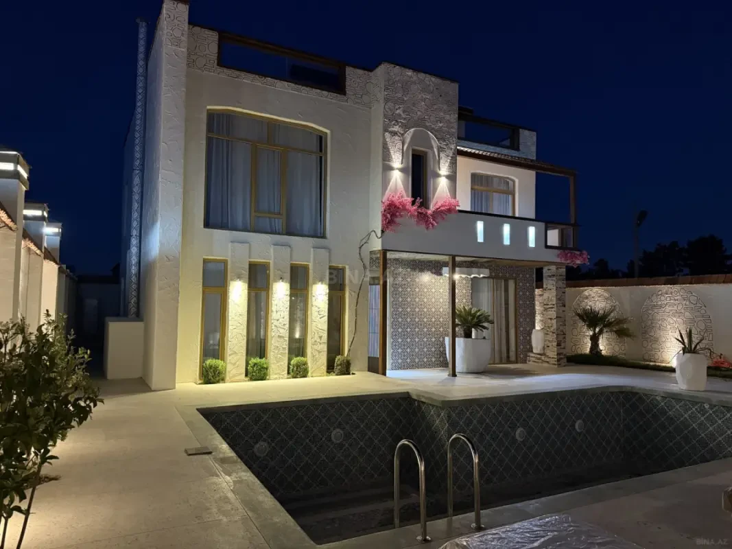Satılır 6 otaqlı həyət evi 350 m²