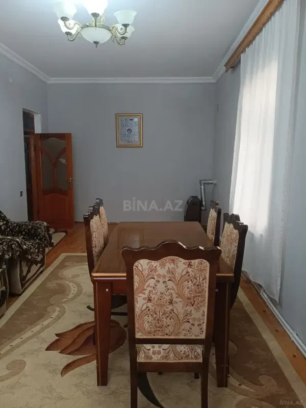 Kirayə verilir 4 otaqlı həyət evi 100 m²