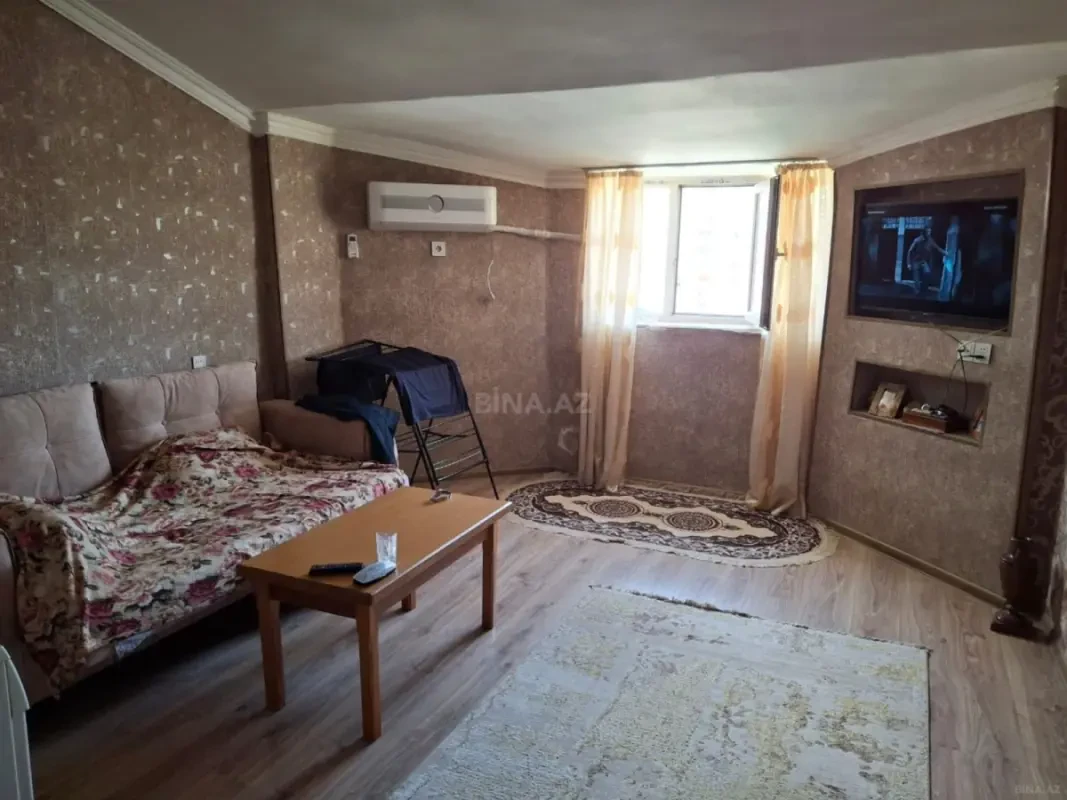 Satılır 1 otaqlı mənzil 40 m²