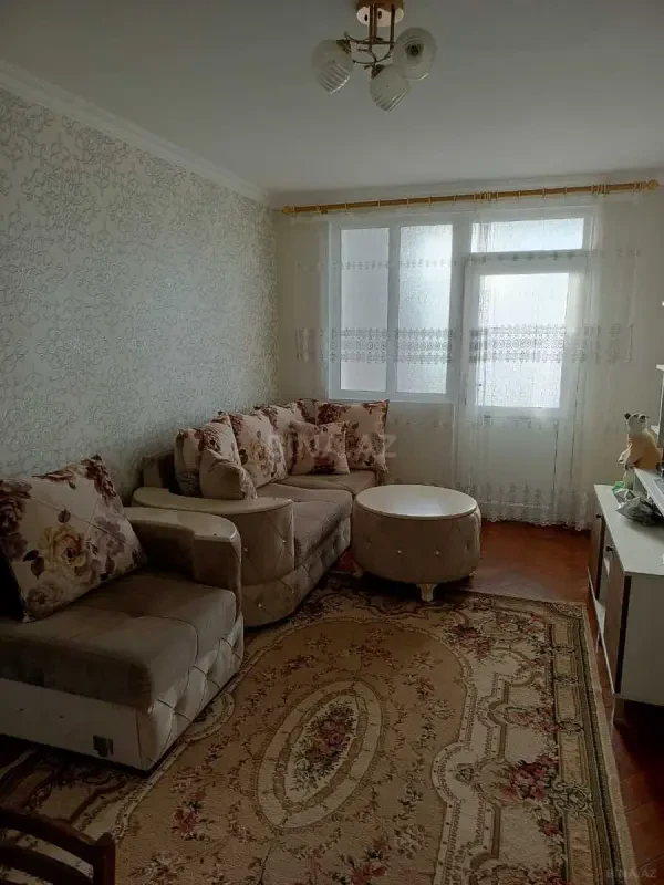 Kirayə verilir 3 otaqlı mənzil 65 m²