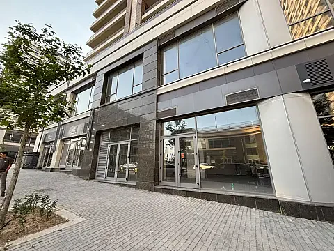 Kirayə verilir obyekt 520 m² — Bakı 520.00 m²