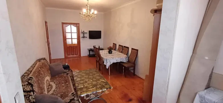 Kirayə verilir 2 otaqlı mənzil 61 m² — Bakı, Memar Əcəmi yanı 2 otaq 61.00 m²