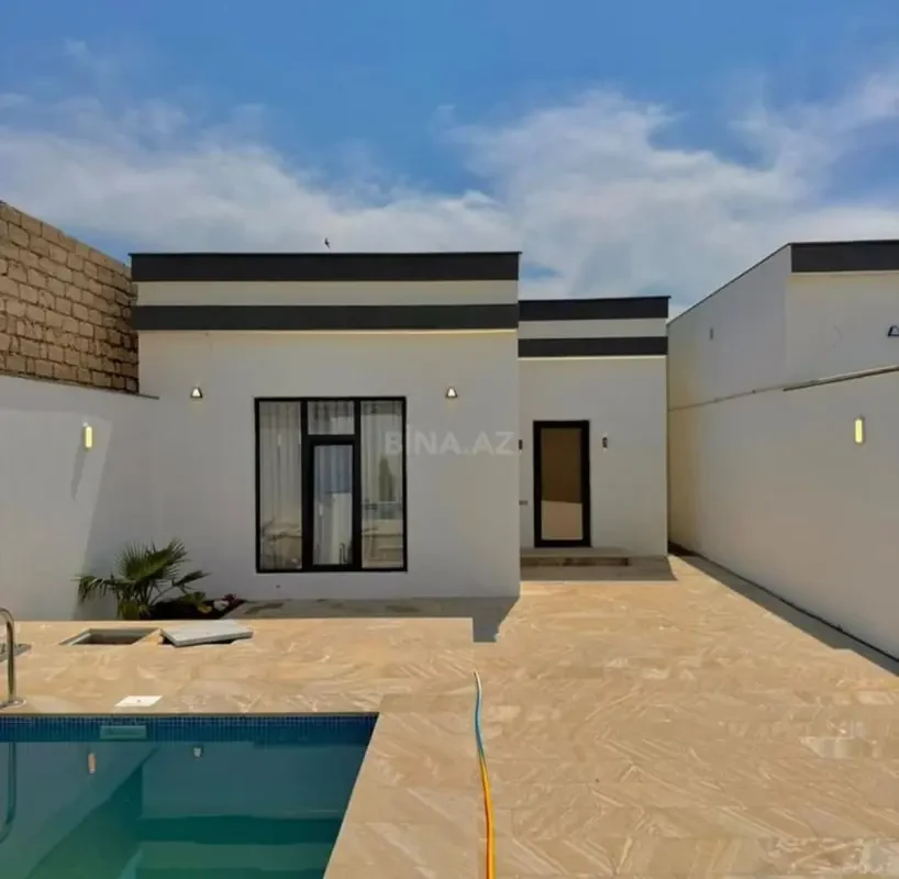 Satılır 4 otaqlı həyət evi 100 m²