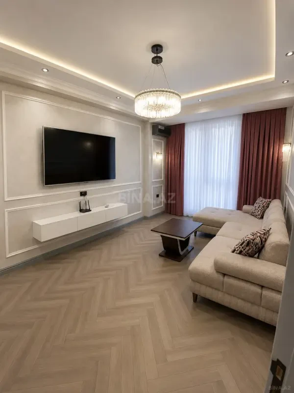 Kirayə verilir 2 otaqlı mənzil 80 m²