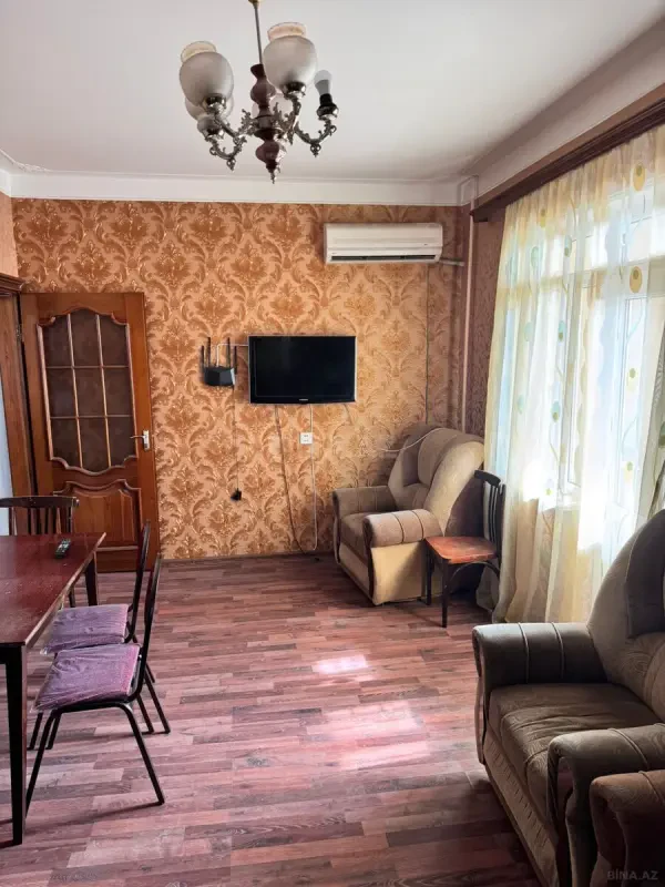 Satılır 1 otaqlı mənzil 55 m²