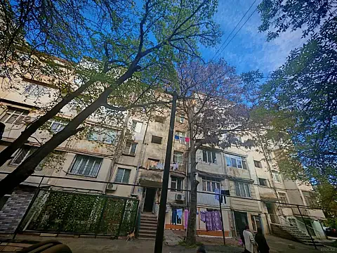 Kirayə verilir 2 otaqlı mənzil 35 m² — Bakı, İnşaatçılar 2 otaq 35.00 m²