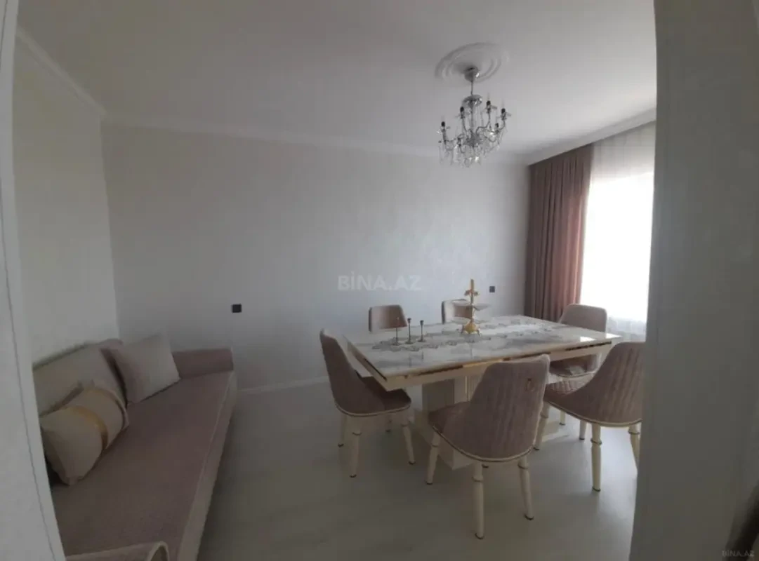 Satılır 5 otaqlı mənzil 120 m²