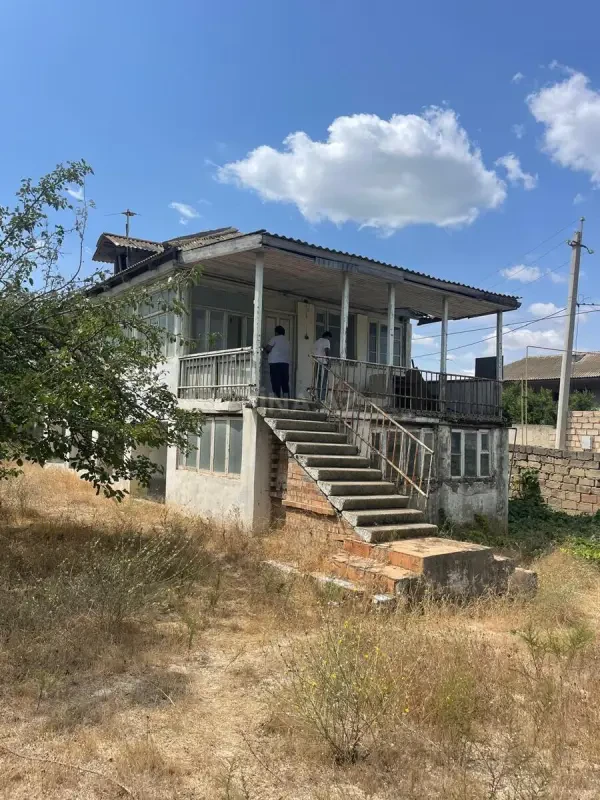 Satılır 3 otaqlı həyət evi 100 m²