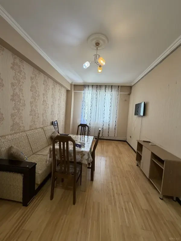 Kirayə verilir 2 otaqlı mənzil 46 m²
