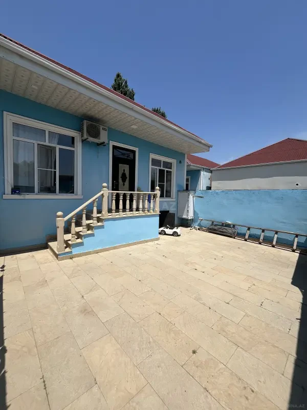 Satılır 3 otaqlı həyət evi 82 m²