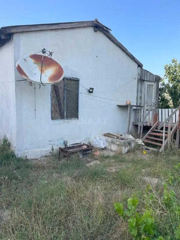 Satılır 3 otaqlı həyət evi 100 m²