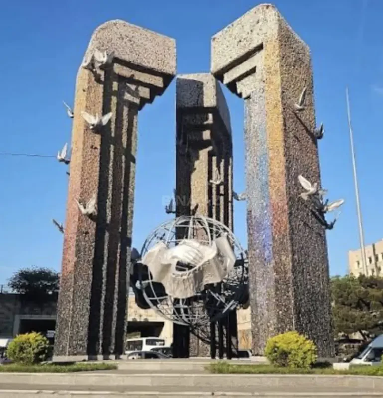 Satılır 2 otaqlı mənzil 35 m²
