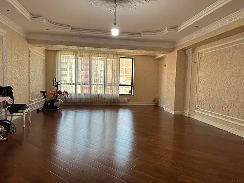 Satılır 4 otaqlı mənzil 300 m² — Bakı, Nəsimi 4 otaq 300.00 m²