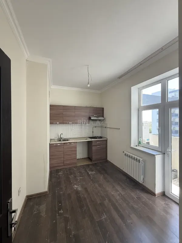 Satılır 3 otaqlı mənzil 70 m²