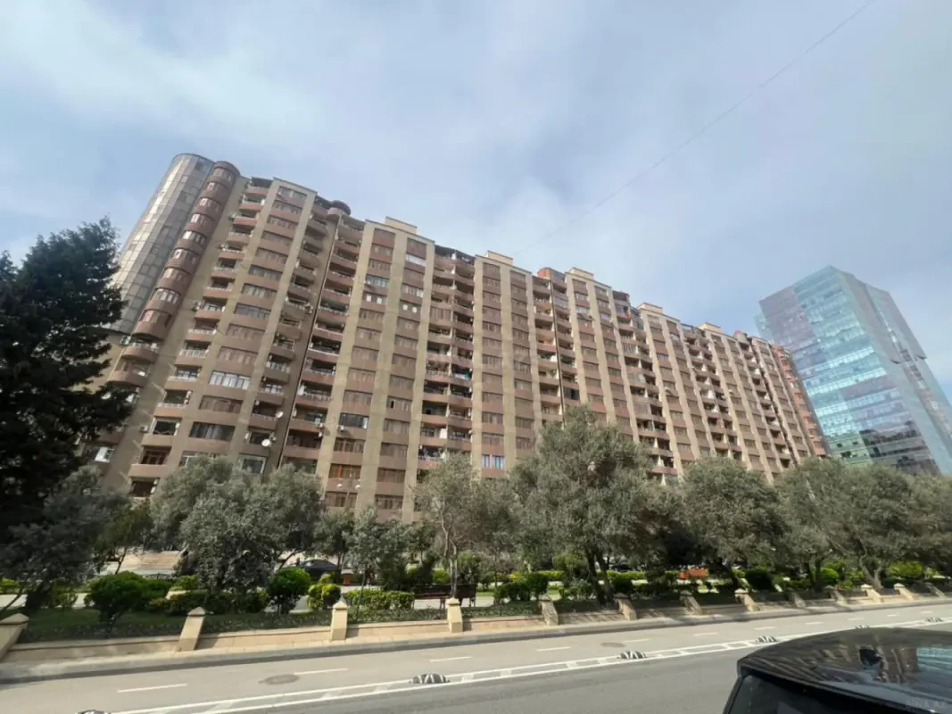 Kirayə verilir 3 otaqlı mənzil 115 m²