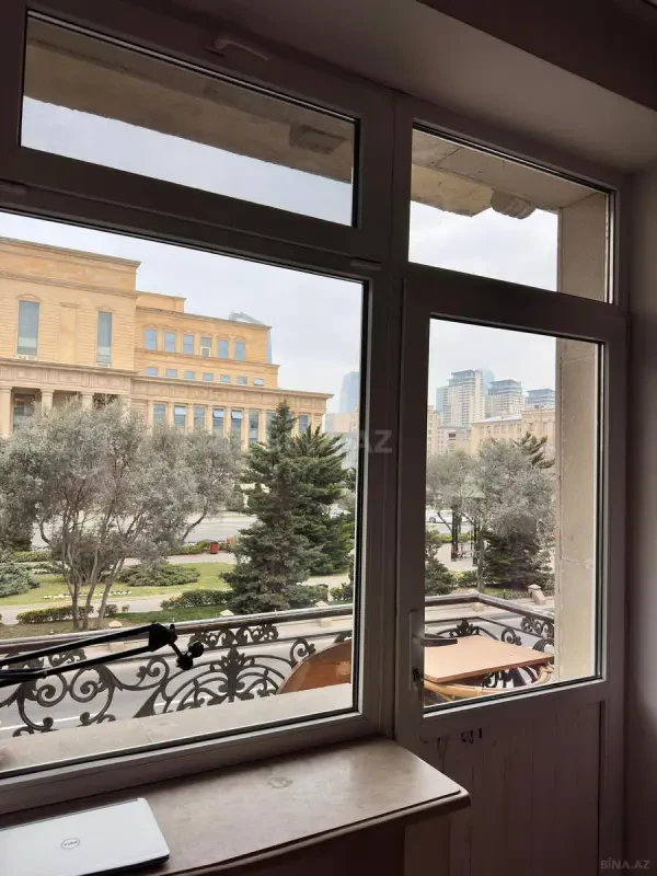 Satılır 3 otaqlı mənzil 70 m²