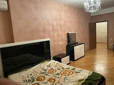 Kirayə verilir 3 otaqlı mənzil 148 m² — Bakı, Xətai 3 otaq 148.00 m²