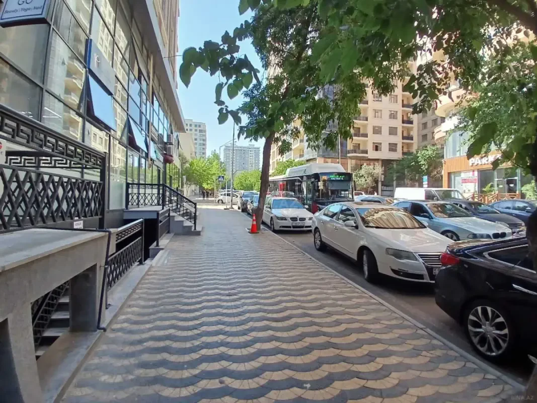Satılır 3 otaqlı mənzil 120 m²
