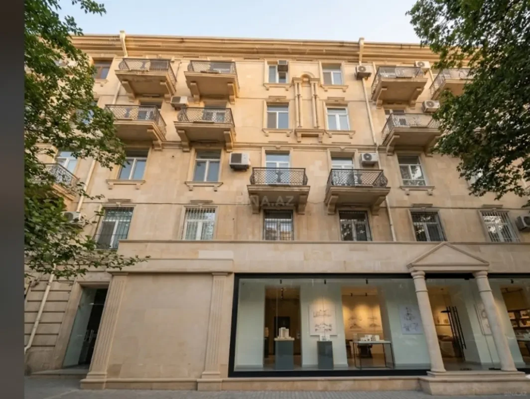 Satılır 2 otaqlı mənzil 52 m²