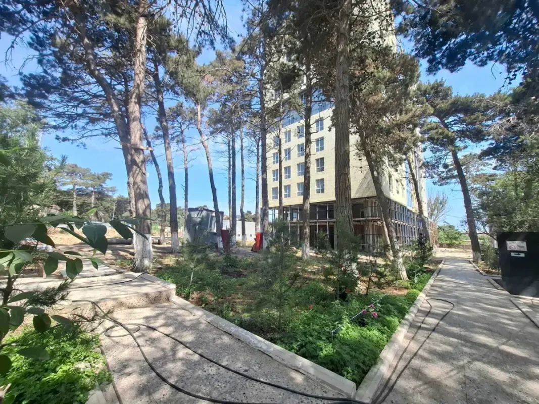 Satılır 4 otaqlı mənzil 139 m²