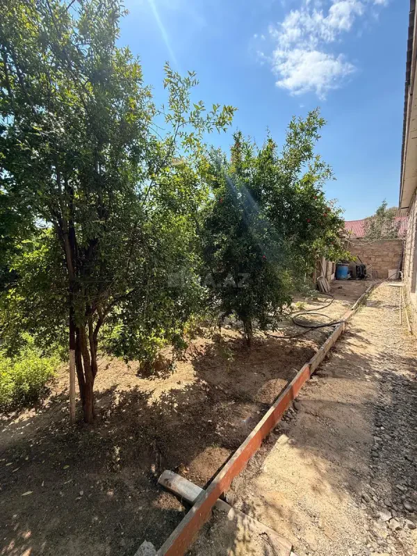 Satılır 4 otaqlı həyət evi 190 m²