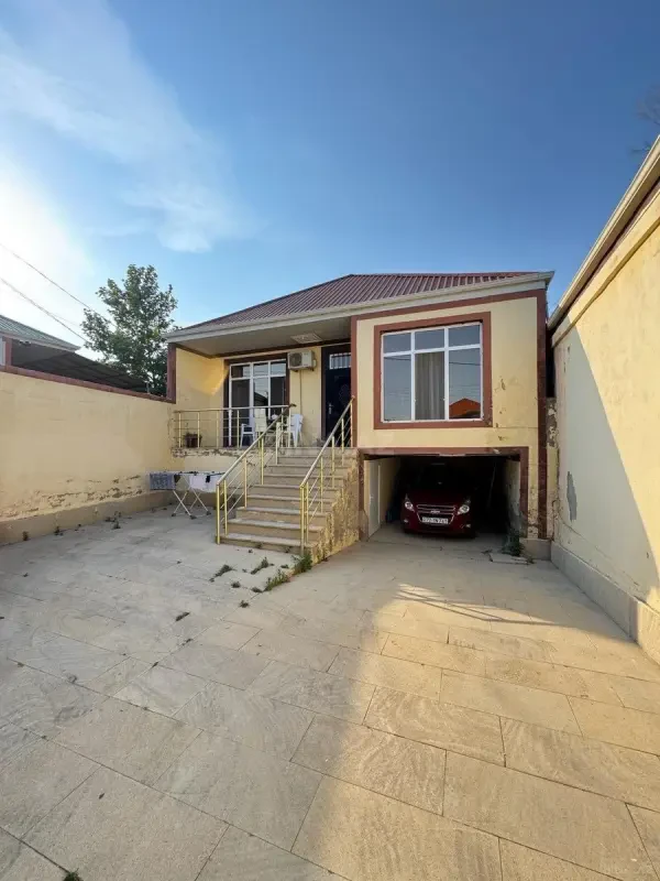Satılır 3 otaqlı həyət evi 100 m²