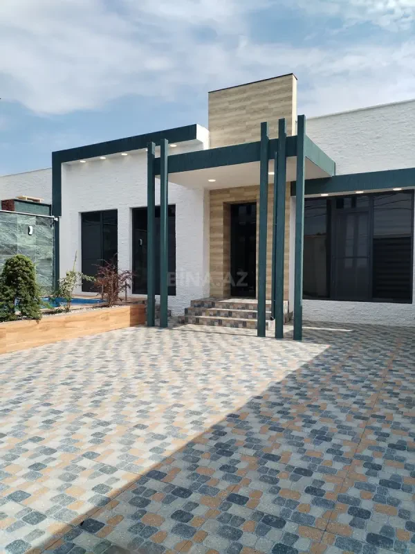 Satılır 4 otaqlı həyət evi 140 m²