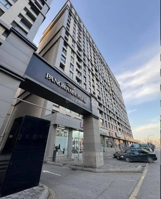 Satılır 2 otaqlı mənzil 108 m²