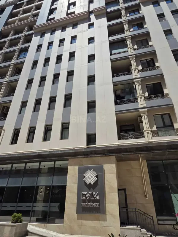 Satılır 3 otaqlı mənzil 115 m²