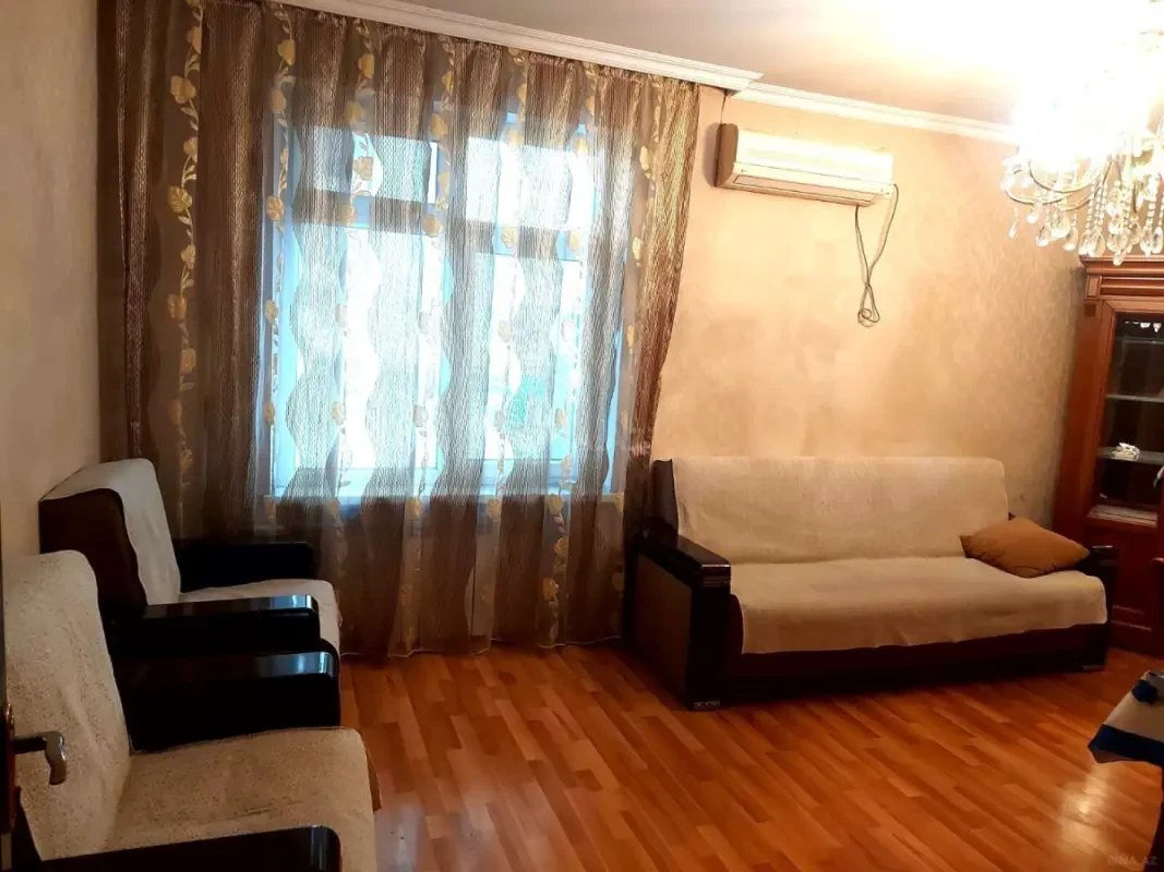 Kirayə verilir 2 otaqlı mənzil 80 m²