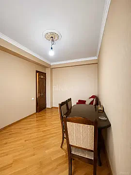 Satılır 2 otaqlı mənzil 50 m² — Bakı, Memar Əcəmi yanı 2 otaq 50.00 m²