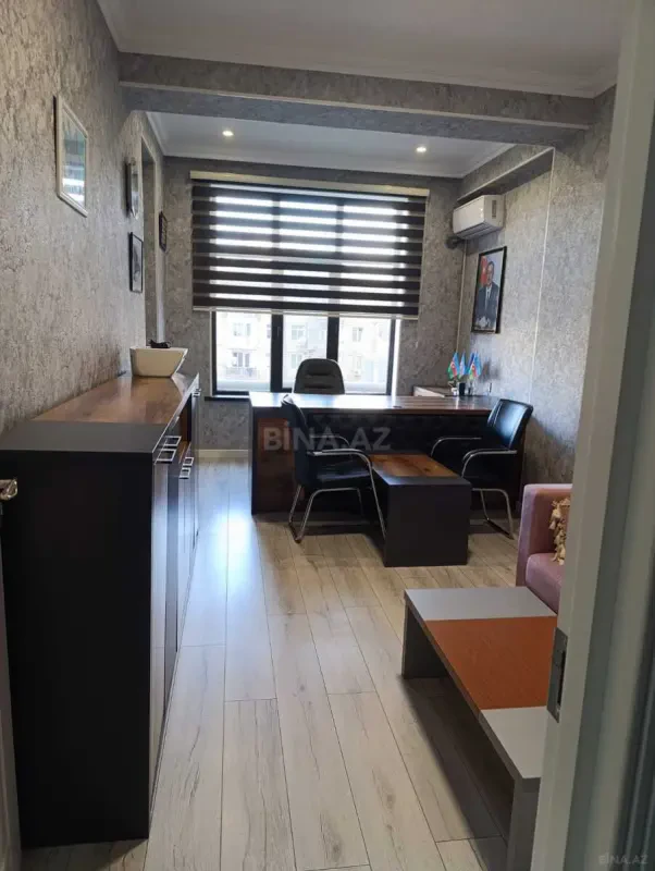 Kirayə verilir 2 otaqlı ofis 60 m²