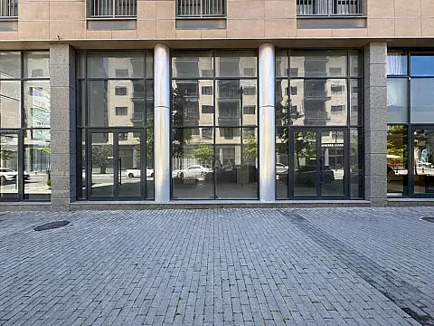 Kirayə verilir obyekt 122 m² — Bakı 122.00 m²