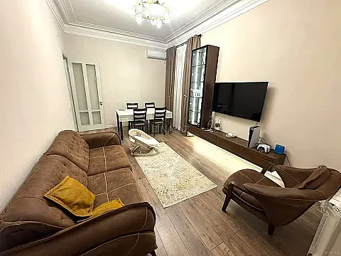 Satılır 2 otaqlı mənzil 65 m² — Bakı, Nizami 2 otaq 65.00 m²