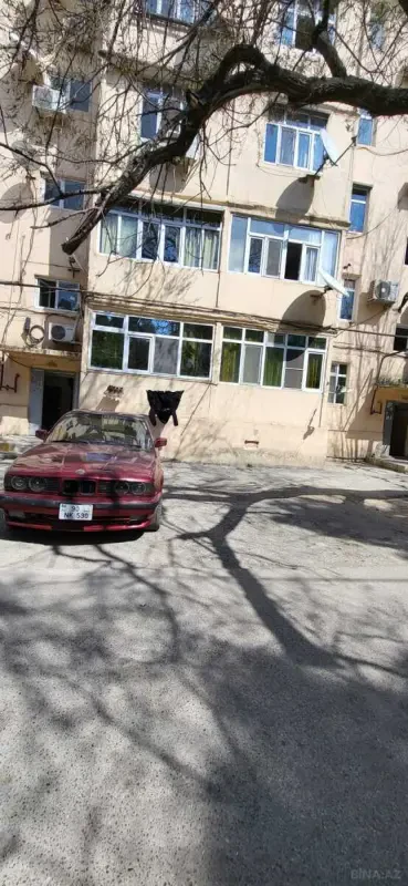 Satılır 3 otaqlı mənzil 61 m²
