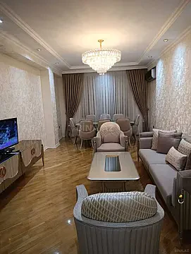 Satılır 3 otaqlı mənzil 125 m² — Bakı, İnşaatçılar 3 otaq 125.00 m²