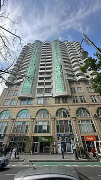 Kirayə verilir 4 otaqlı mənzil 215 m² — Bakı 4 otaq 215.00 m²