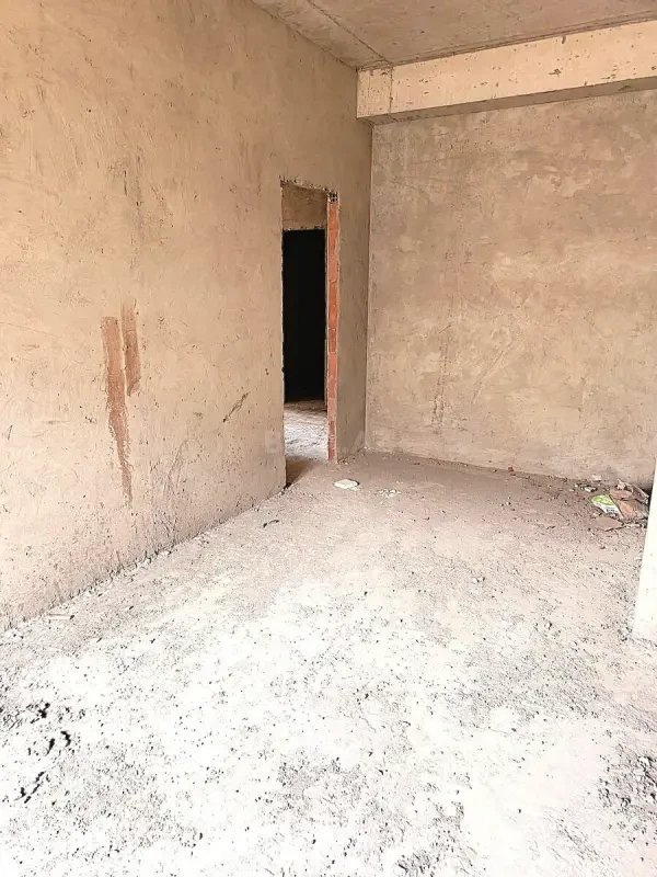 Satılır 3 otaqlı mənzil 129 m²