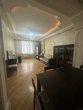Kirayə verilir 2 otaqlı mənzil 70 m² — Bakı 2 otaq 70.00 m²