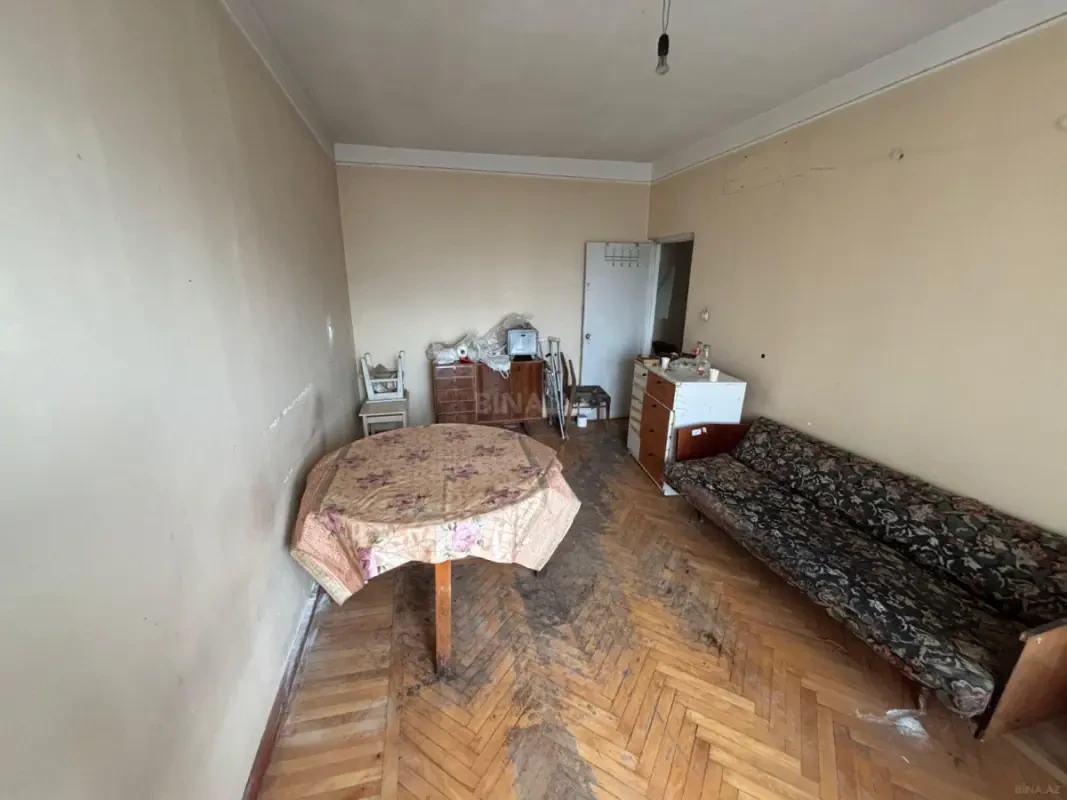 Satılır 4 otaqlı mənzil 110 m²